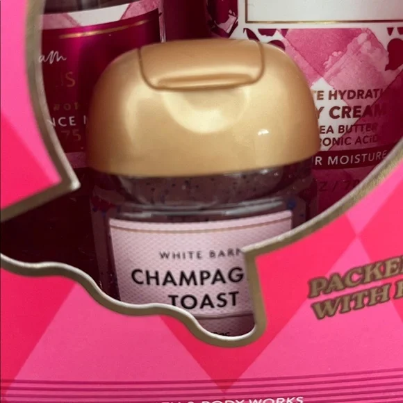 Bath & Body Works Pink and Gold Candy-Coated Trio Set NEW - Picture 4 of 7